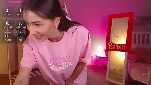 Bellla Haddid online show from 11/08/25, 01:42