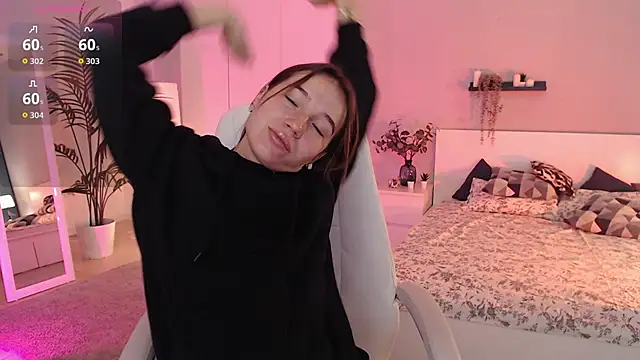 Bellla Haddid online show from 09/23/25, 01:01