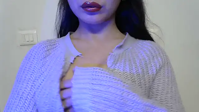 amrita2210 online show from 10/29/25, 09:58