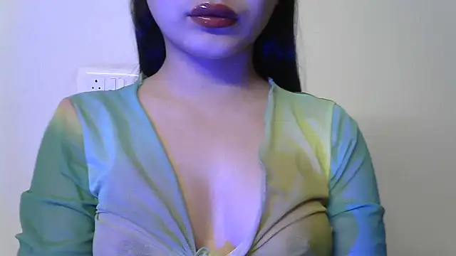 amrita2210 online show from 02/14/26, 09:37