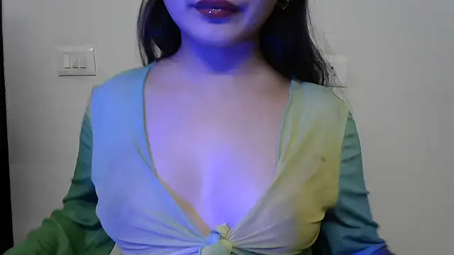 amrita2210 online show from 03/26/26, 06:50