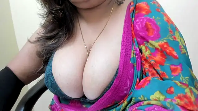 Snapshot of Shagun_Bhabhi chatting on 11/03/25, 02:50 Shagun Bhabhi online show from 11/03/25, 02:50