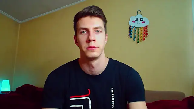 Snapshot of Chris_Brien chatting on 04/06/26, 10:38 Chris Brien online show from 04/06/26, 10:38