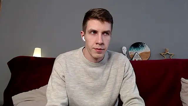Snapshot of Chris_Brien chatting on 02/16/25, 12:43 Chris Brien online show from 02/16/25, 12:43