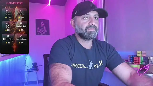 Snapshot of MAGABEAR077 chatting on 10/03/25, 08:54 MAGABEAR077 online show from 10/03/25, 08:54