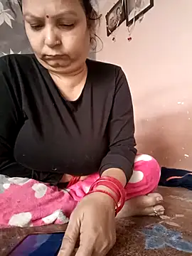 Kavya kapoor online show from 11/30/25, 02:45