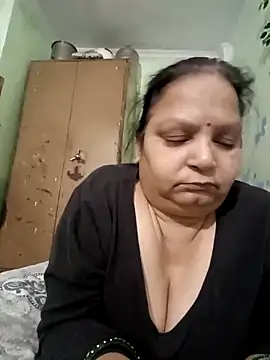 Kavya kapoor online show from 02/24/26, 05:58