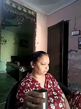 Kavya kapoor online show from 02/28/26, 11:43