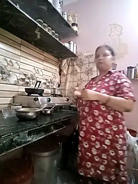 Kavya kapoor online show from 04/15/26, 02:17