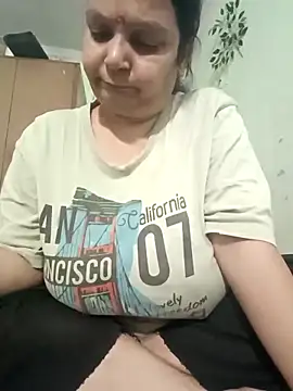 Kavya kapoor online show from 11/04/25, 05:39