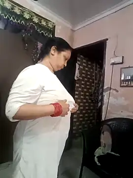 Kavya kapoor online show from 11/28/25, 05:40