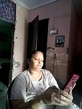 Kavya kapoor online show from 04/12/26, 04:05