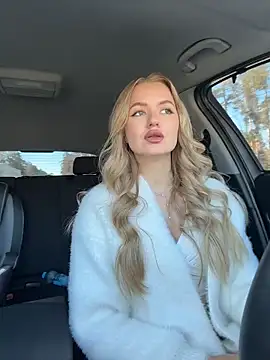 Devill Angel  online show from 04/11/26, 06:54