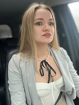 Snapshot of Devill_Angel_ chatting on 03/06/25, 12:19 Devill Angel online show from 03/06/25, 12:19