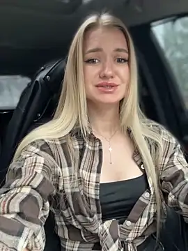 Snapshot of Devill_Angel_ chatting on 11/09/25, 09:13 Devill Angel online show from 11/09/25, 09:13