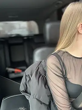 Snapshot of Devill_Angel_ chatting on 03/04/25, 06:47 Devill Angel online show from 03/04/25, 06:47