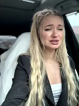 Snapshot of Devill_Angel_ chatting on 11/29/25, 10:26 Devill Angel online show from 11/29/25, 10:26