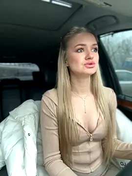 Snapshot of Devill_Angel_ chatting on 11/13/25, 10:30 Devill Angel online show from 11/13/25, 10:30