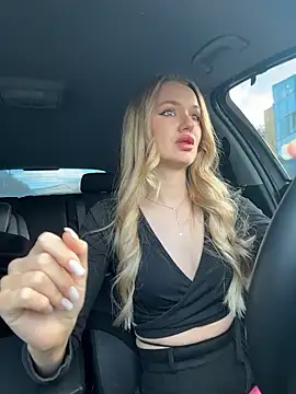 Devill Angel  online show from 03/04/26, 10:01