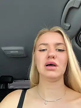 Snapshot of Devill_Angel_ chatting on 07/04/26, 10:43 Devill Angel online show from 07/04/26, 10:43