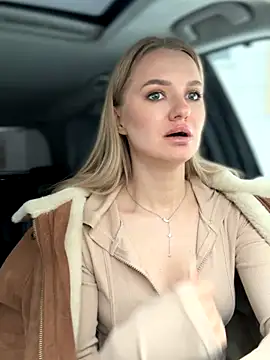 Snapshot of Devill_Angel_ chatting on 12/15/25, 09:59 Devill Angel online show from 12/15/25, 09:59