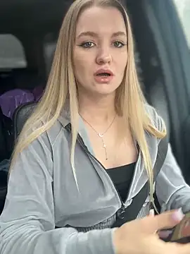 Snapshot of Devill_Angel_ chatting on 03/13/25, 11:30 Devill Angel online show from 03/13/25, 11:30