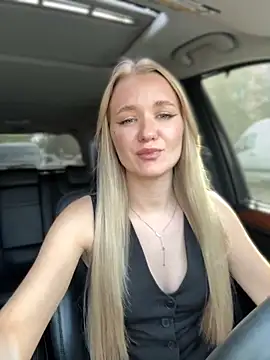 Snapshot of Devill_Angel_ chatting on 09/12/25, 11:43 Devill Angel online show from 09/12/25, 11:43