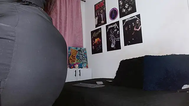 scarlett  morgan online show from 11/06/25, 01:48