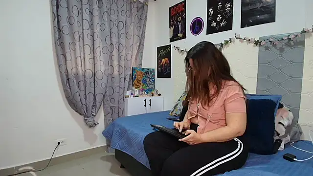 scarlett  morgan online show from 05/15/26, 02:37
