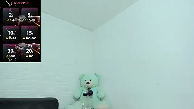 nathally roses online show from 05/25/26, 08:18