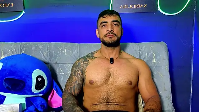 ERIC HARRISON online show from 12/15/25, 01:44