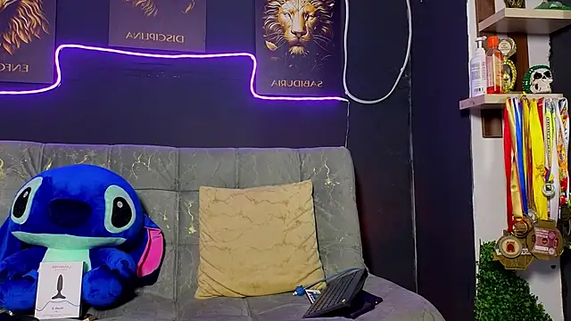 ERIC HARRISON online show from 11/28/25, 02:56