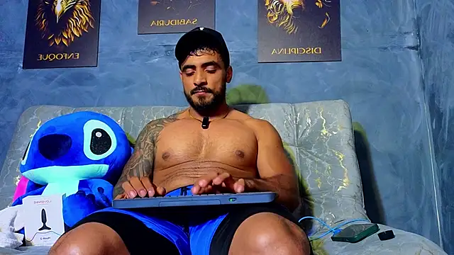 ERIC HARRISON online show from 10/18/25, 02:46