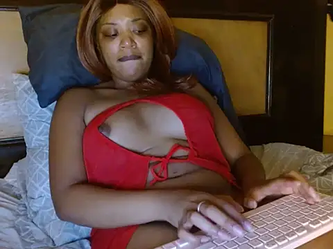 thekelliecapri online show from 09/18/25, 07:39