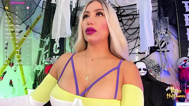 EmilyLeah  online show from 10/19/25, 03:48