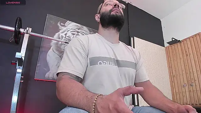 Luke  09 online show from 11/05/25, 11:13