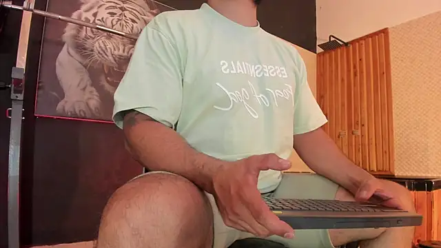 Luke  09 online show from 05/14/26, 12:02