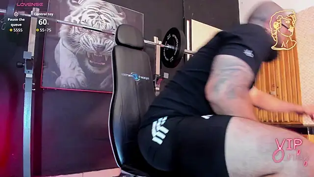 Luke  09 online show from 04/20/26, 11:57