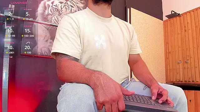 Luke  09 online show from 11/21/25, 11:20