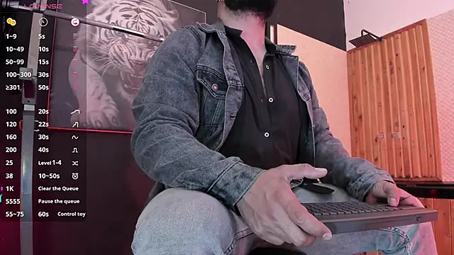 Luke  09 online show from 03/13/26, 04:56