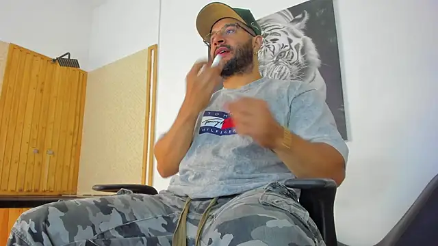 Luke  09 online show from 10/04/25, 11:34