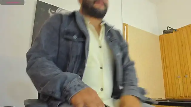 Luke  09 online show from 10/01/25, 11:03