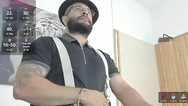 Luke  09 online show from 10/18/25, 11:12