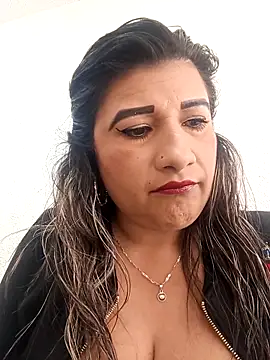 Hannahcandyy online show from 04/24/26, 08:22