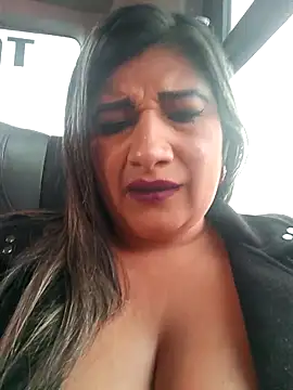 Hannahcandyy online show from 12/16/25, 09:08