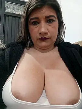 Hannahcandyy online show from 11/03/25, 05:34