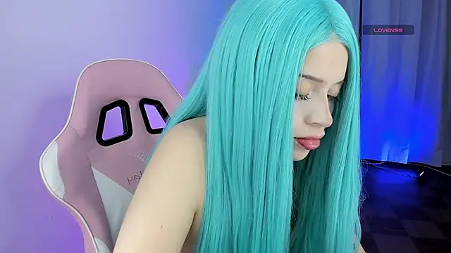 Kendall Bunnyy online show from 04/07/26, 06:54