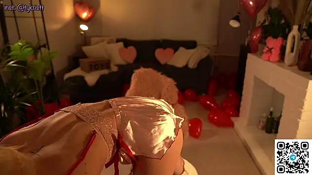 Heidi11 online show from 02/15/26, 05:23