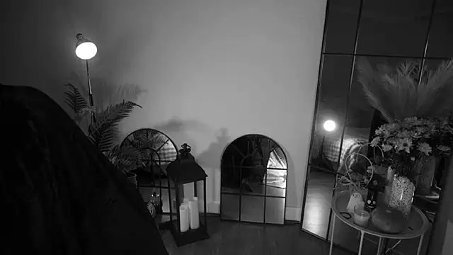 Heidi11 online show from 10/31/25, 10:27