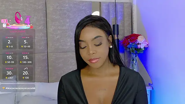 Lola King online show from 04/15/26, 01:22